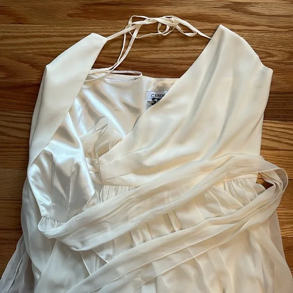 BNWT Ceremony by Joanne August Halter Wrap Chiffon Dress in Off-White size M - Picture 9 of 16